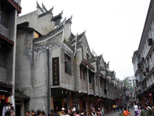 网传近视眼从800度降到100度方法，步骤详细，有用吗？